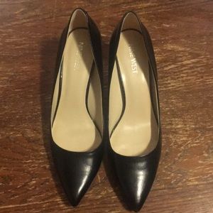 Never worn, Nine West black heels 6M
